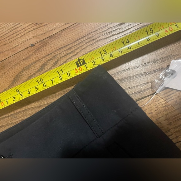 Anthropologie NWT High waisted, ultra wide leg, pleated cropped pants - Size 0 - Picture 9 of 13